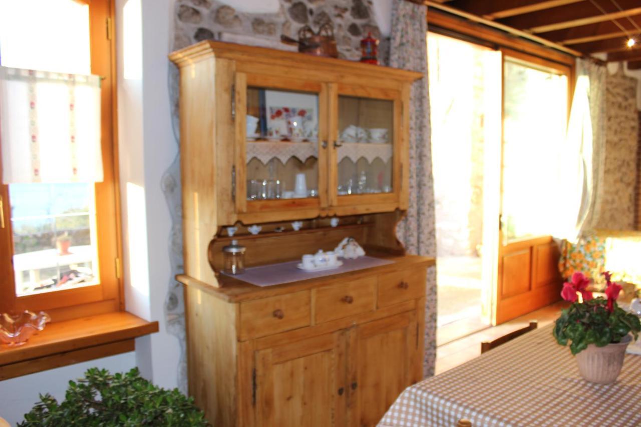 Lovelyflat II Albisano Torri Del Benaco Exterior foto