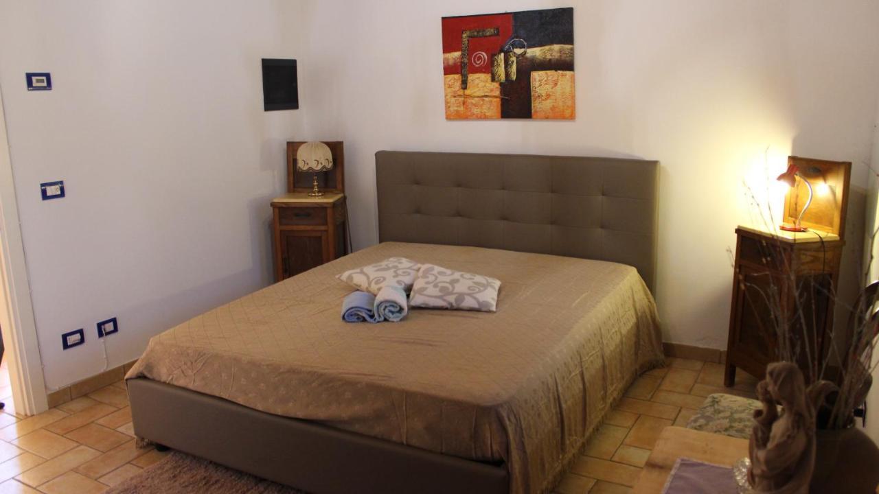 Lovelyflat II Albisano Torri Del Benaco Exterior foto